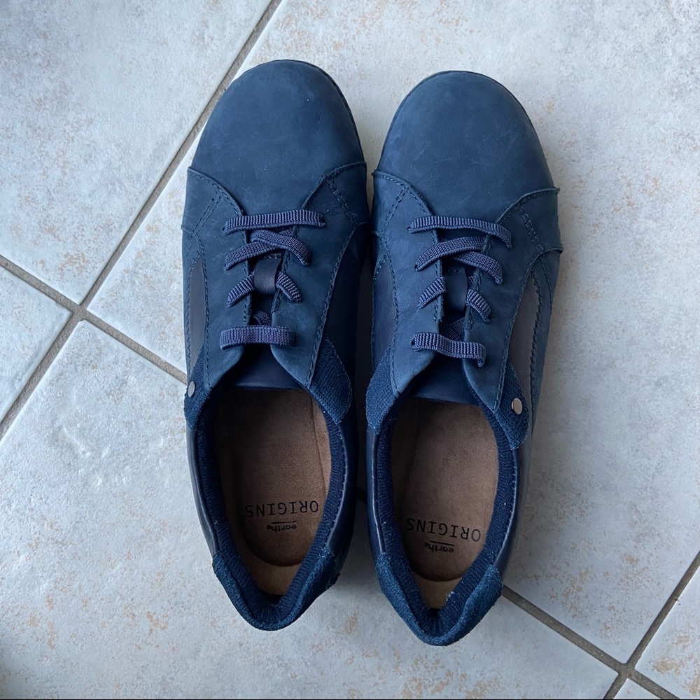 Earth Origins Moccasin Blue Sample Shoes brand new without tag size 7 - 7 1/2